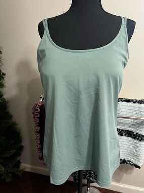 Old Navy Mint Green Double-Strap Tank with Built-in Bra